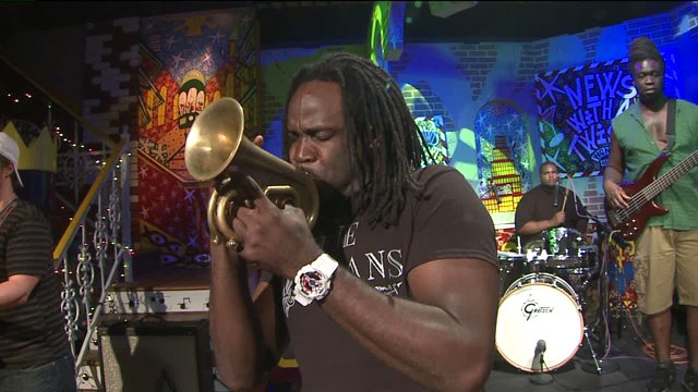 Shamarr Allen and the Underdawgs perform “Can You Feel It” on the Twist Stage