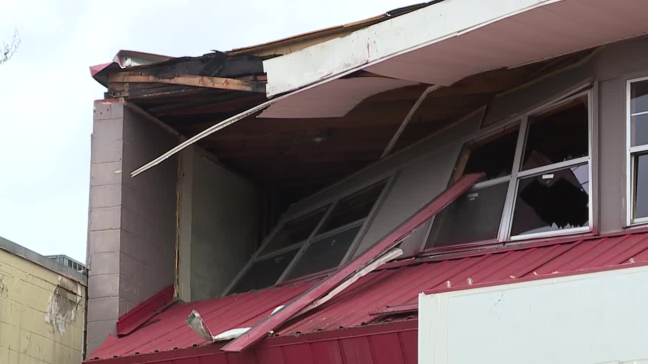 https://digital-release.wgno.com/news/louisiana/jefferson-parish/jefferson-parish-takes-bruising-blow-from-hurricane-idas-triple-digit-wind-gusts/
