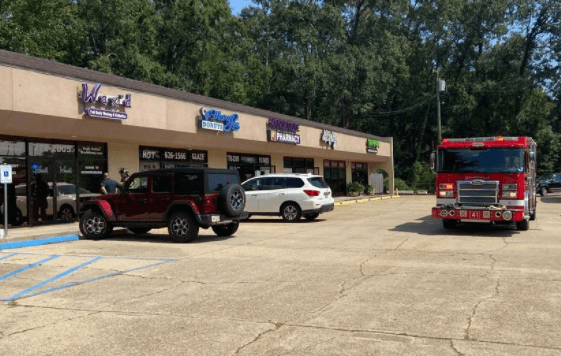 https://digital-release.wgno.com/news/louisiana/st-tammany-parish/gas-leak-forces-strip-mall-evacuation-closure-in-st-tammany-parish/