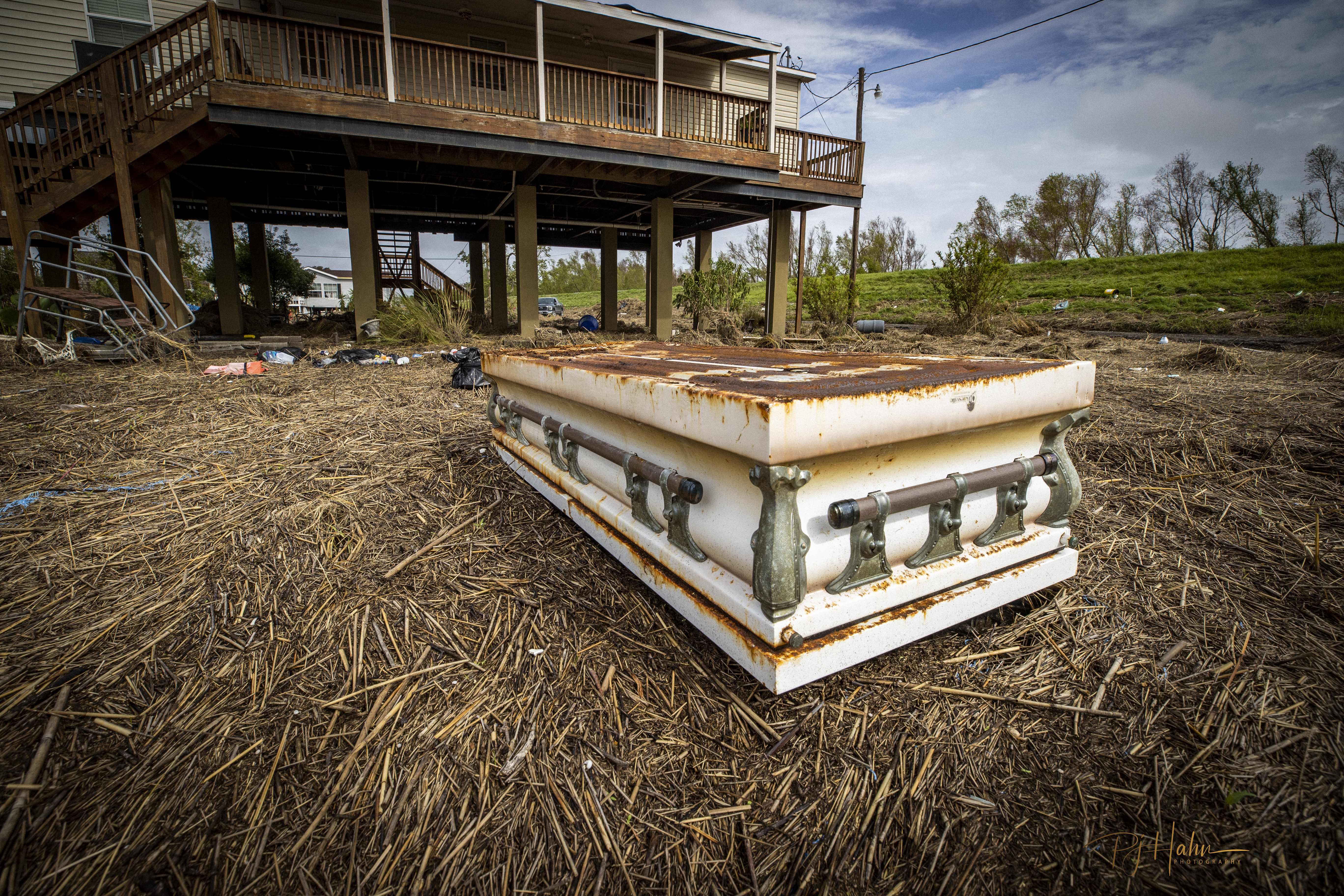 https://digital-release.wgno.com/news/photos-hurricane-ida-unearths-the-dead-as-caskets-strewn-across-plaquemines-parish/