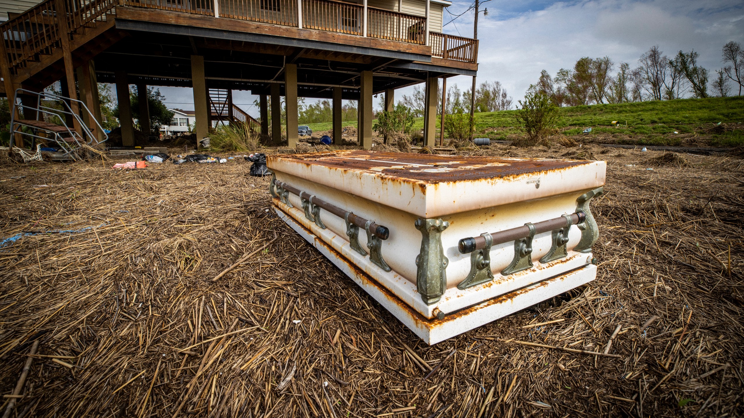 https://digital-release.wgno.com/news/photos-hurricane-ida-unearths-the-dead-as-caskets-strewn-across-plaquemines-parish/
