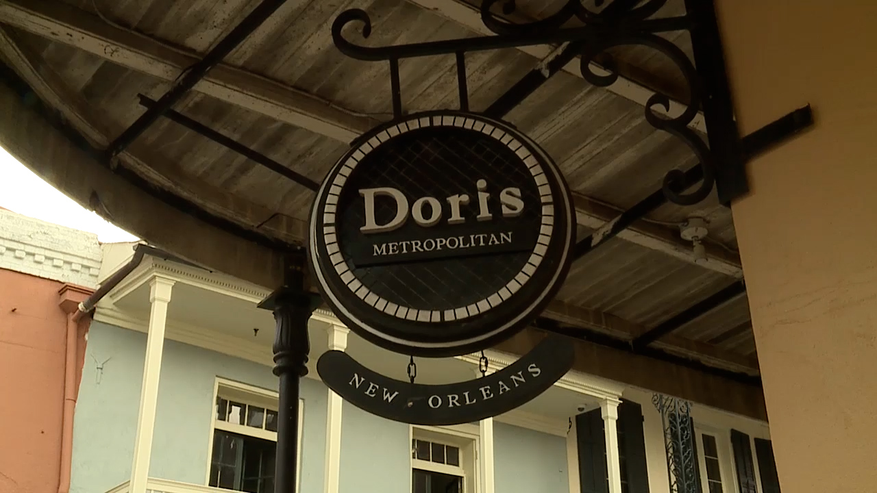 https://digital-release.wgno.com/news/local/hurricane-ida-french-quarter-restaurant-gives-free-steaks-to-first-responders-residents/