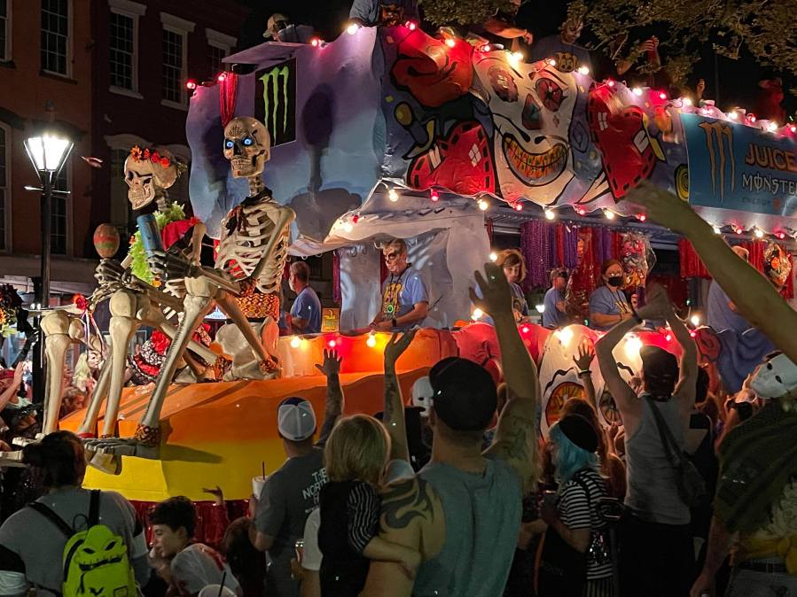 https://digital-release.wgno.com/news/local/gallery-krewe-of-boo-rolls-through-and-haunts-new-orleans/