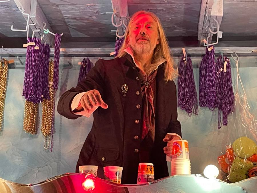 https://digital-release.wgno.com/news/local/gallery-krewe-of-boo-rolls-through-and-haunts-new-orleans/