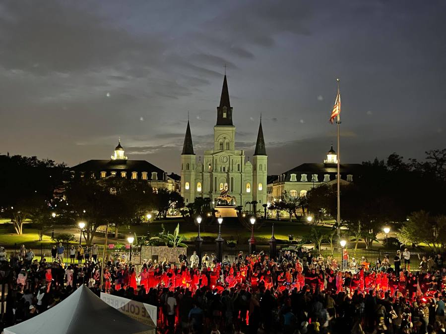 https://digital-release.wgno.com/news/local/gallery-krewe-of-boo-rolls-through-and-haunts-new-orleans/
