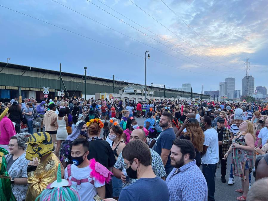 https://digital-release.wgno.com/news/local/gallery-krewe-of-boo-rolls-through-and-haunts-new-orleans/