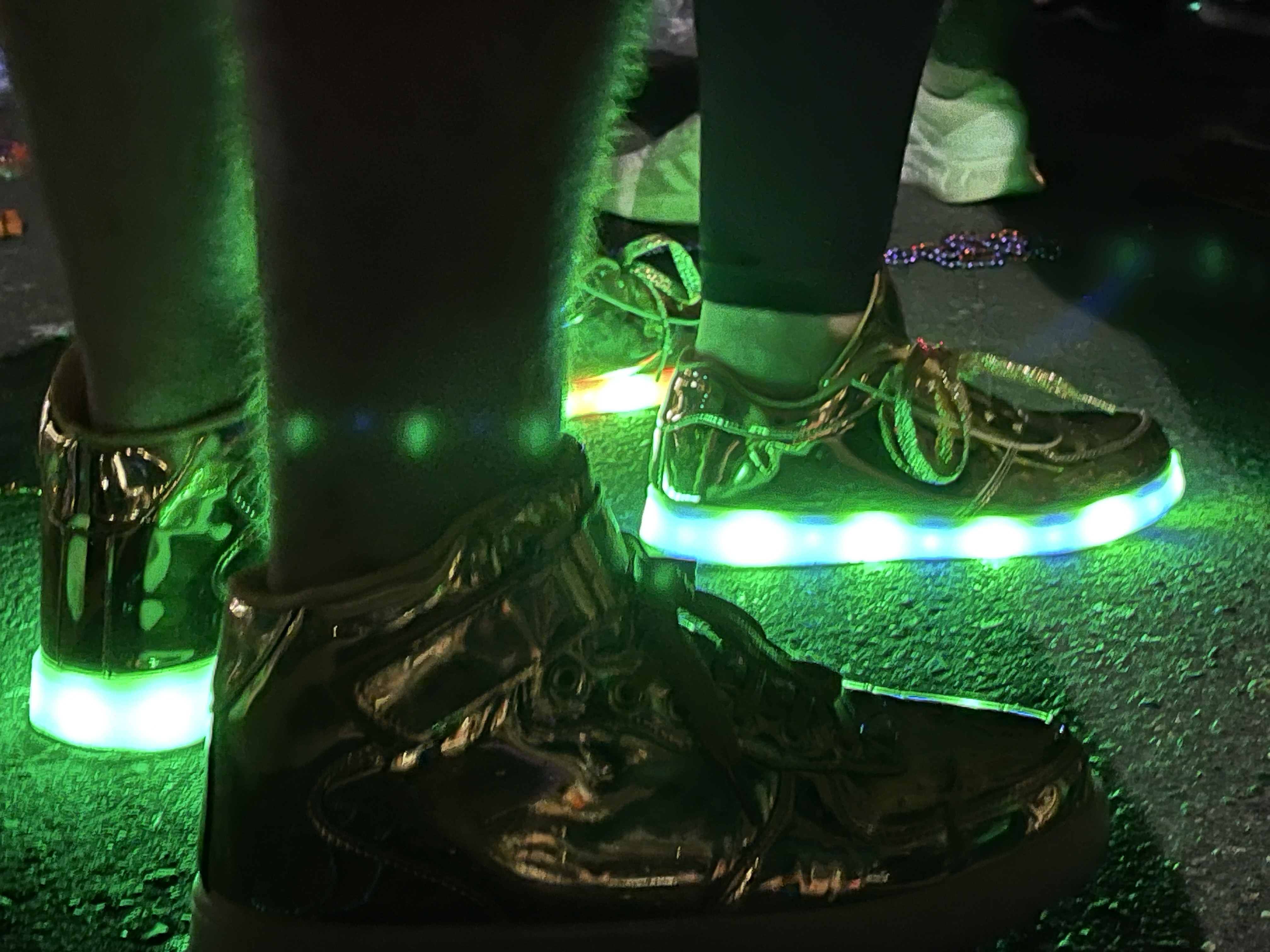 https://digital-release.wgno.com/news/local/gallery-krewe-of-boo-rolls-through-and-haunts-new-orleans/