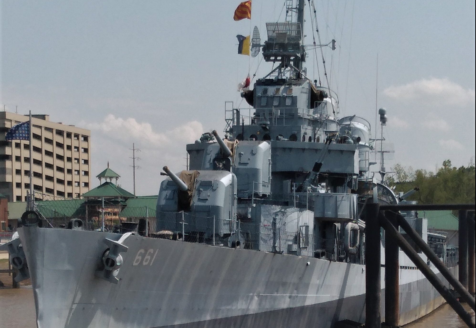 USS KIDD closed on Thanksgiving