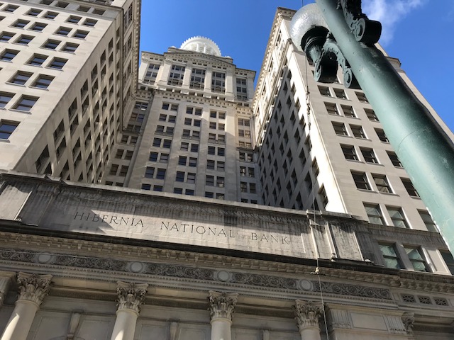 https://digital-release.wgno.com/news/crime/breaking-fbi-confirms-christmas-eve-bank-robbery-in-cbd