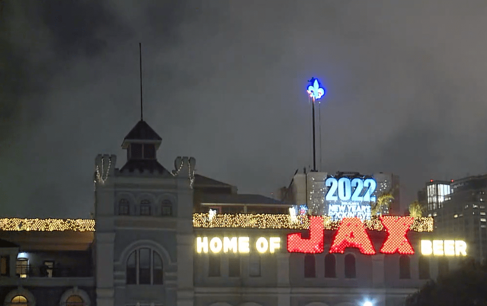 https://digital-release.wgno.com/news/local/watch-live-new-orleans-rings-in-2022-with-fleur-di-lis-drop-atop-jax-brewery