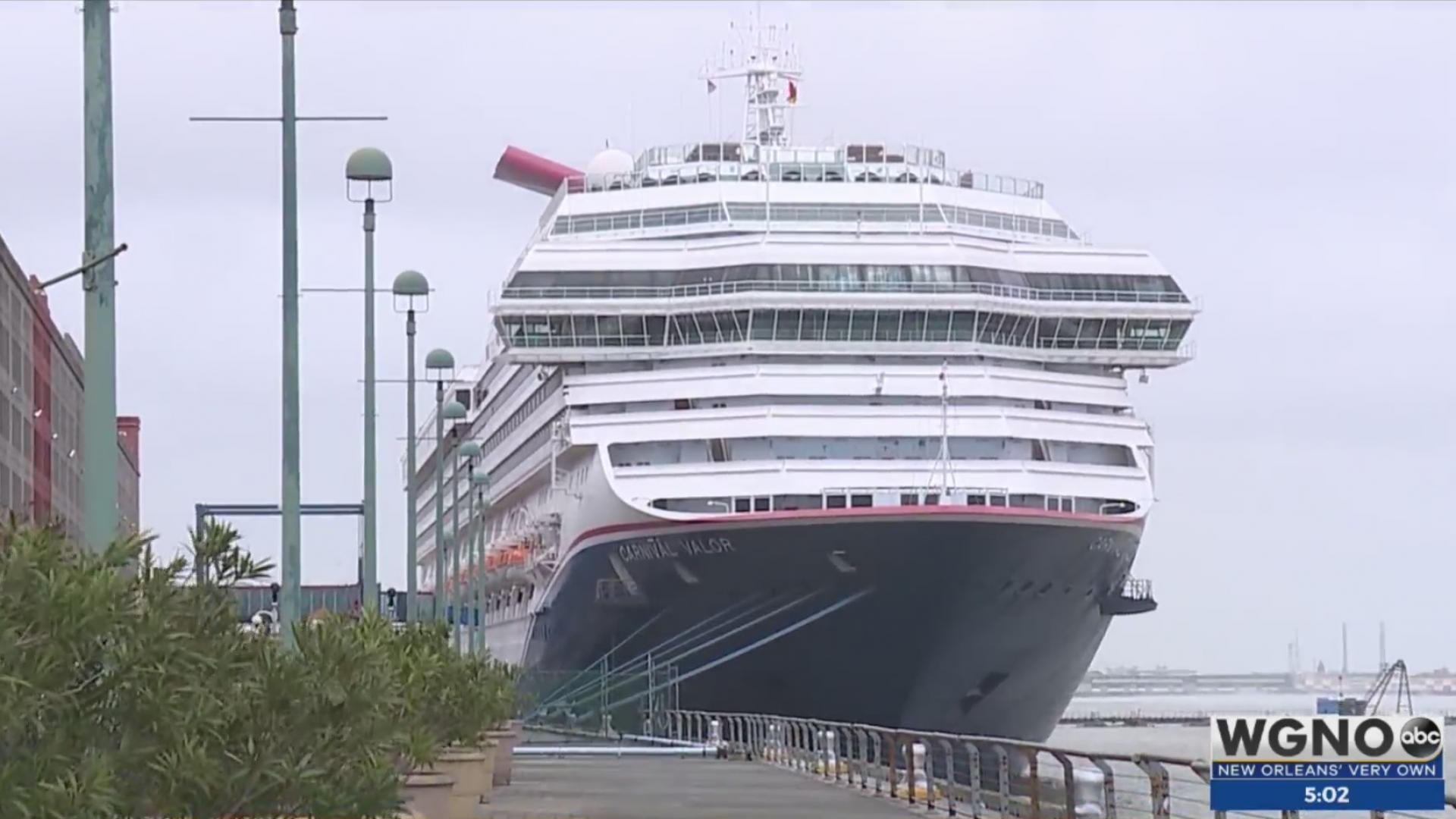 https://digital-release.wgno.com/news/local/carnival-confirms-search-for-overboard-passenger-in-gulf-of-mexico/