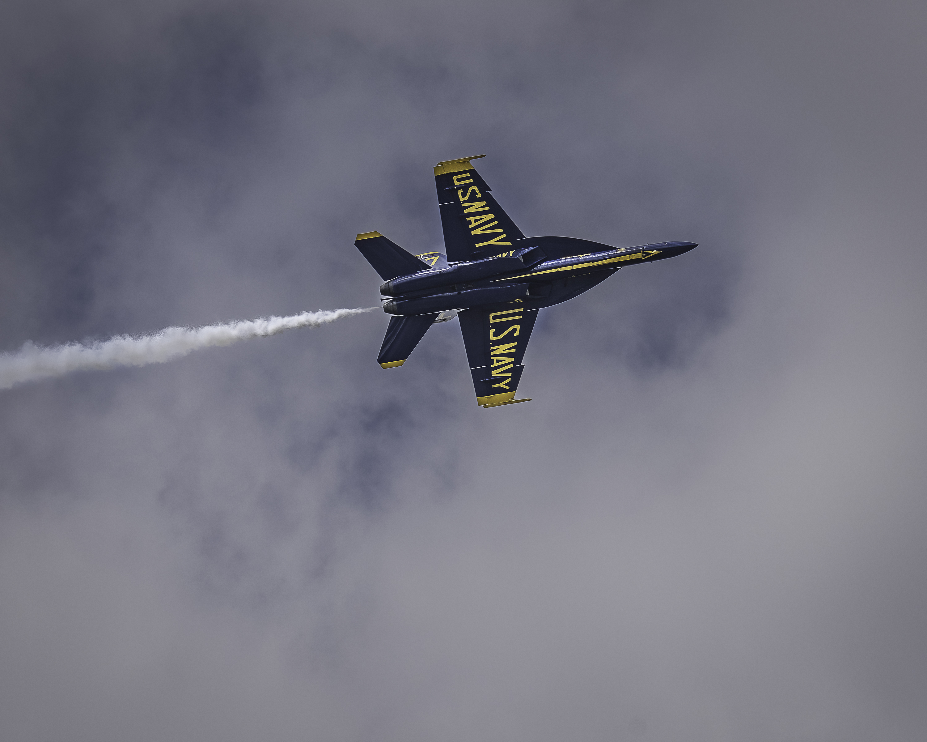 https://digital-release.wgno.com/news/local/gallery-see-the-spectacular-blue-angels-soar-in-new-orleans-air-show/