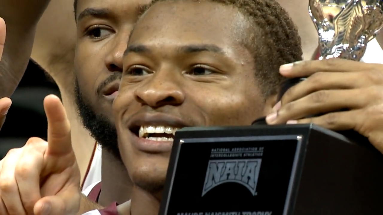 https://digital-release.wgno.com/sports/theyre-number-one-loyola-wins-naia-national-title/