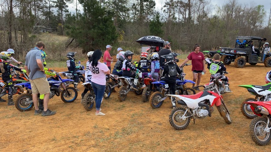 https://digital-release.wgno.com/news/local/north-shore-motocross-brings-families-together-on-race-day-in-roseland/