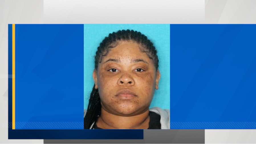 https://digital-release.wgno.com/news/crime/nopd-woman-named-as-person-of-interest-in-bullard-avenue-shooting/