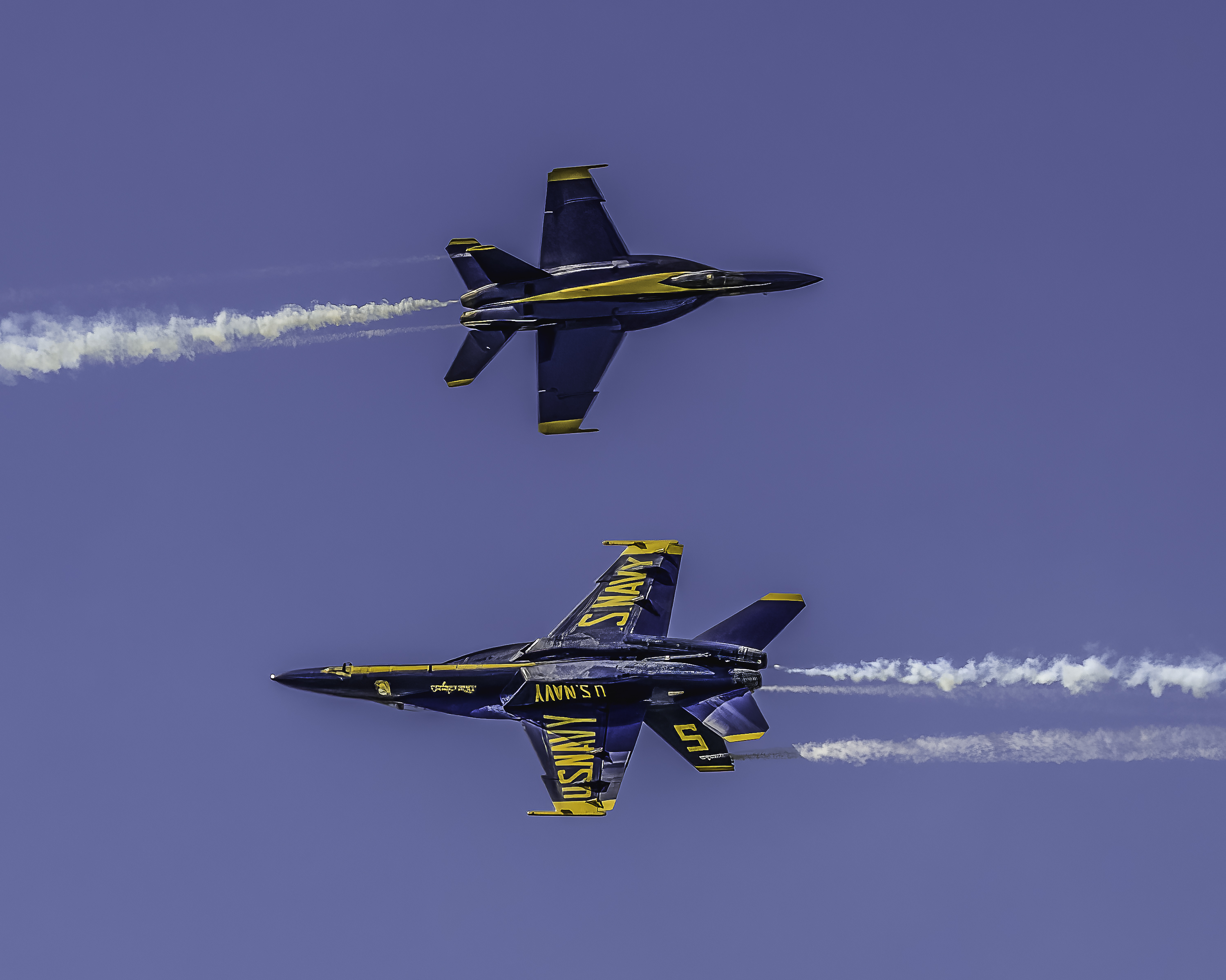 https://digital-release.wgno.com/news/local/gallery-see-the-spectacular-blue-angels-soar-in-new-orleans-air-show/